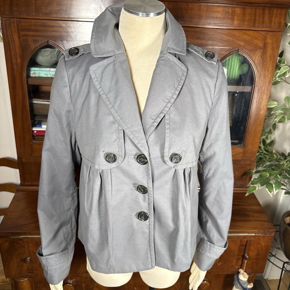 LOFT Ann Taylor Grey Cropped Trench Jacket Swing Coat Womens Size S Babydoll